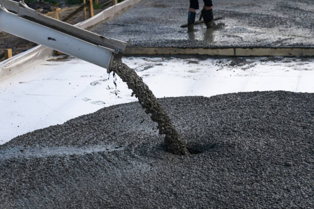 Best Concrete Patio Contractor  in El Cerro Mission, NM